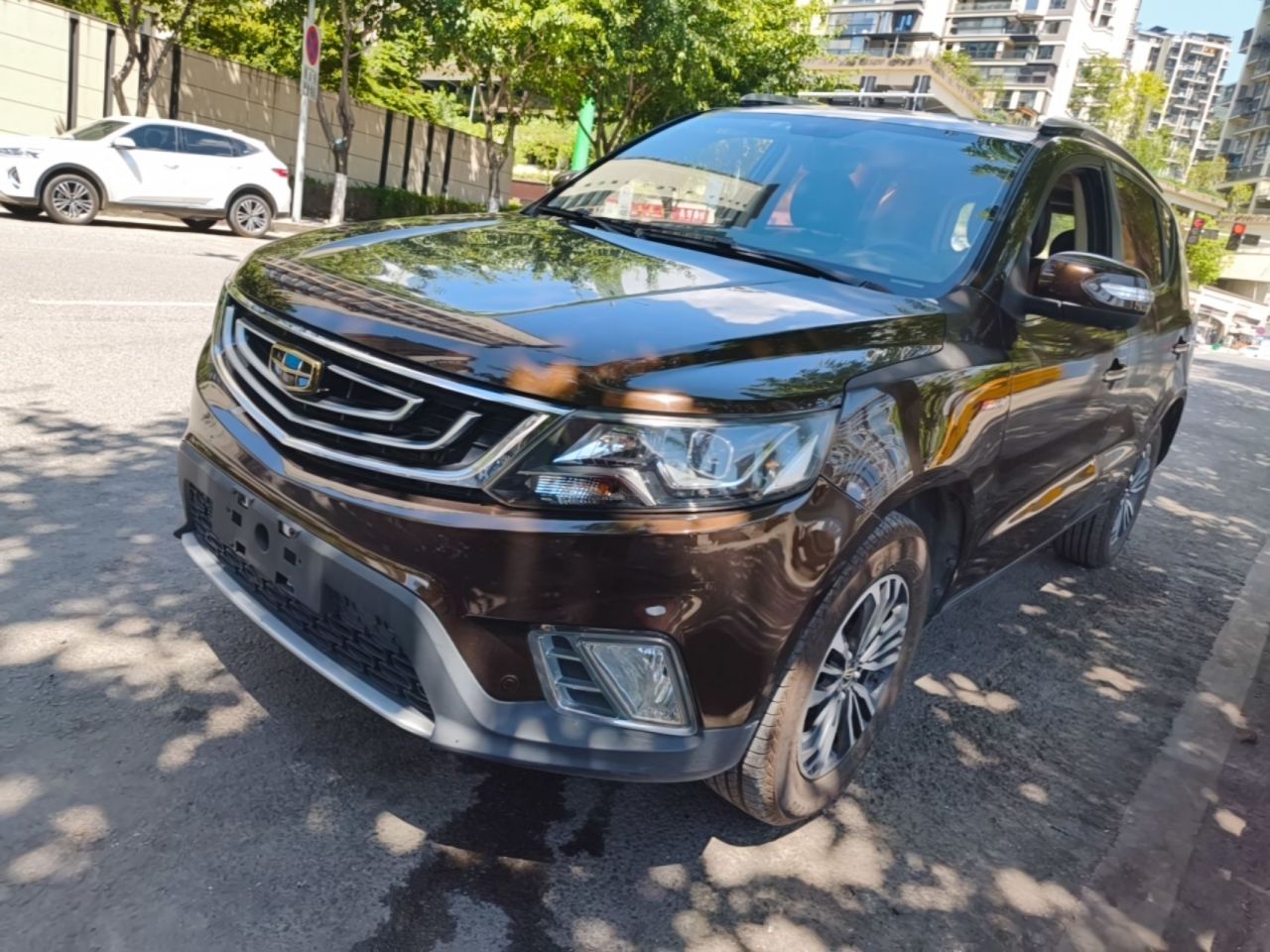 Vision X6 2016 1.3T CVT Flagship