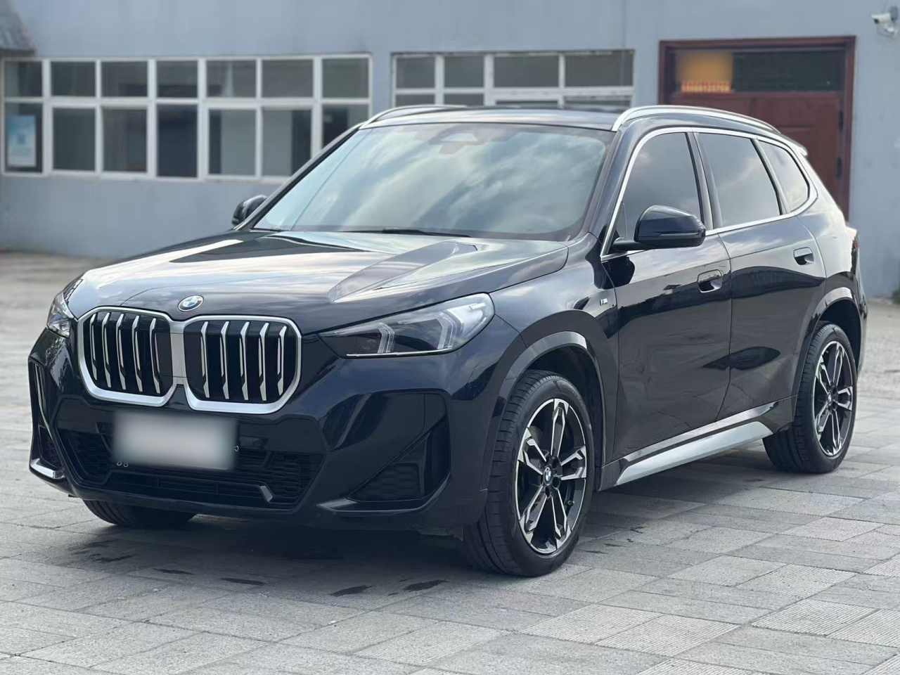 X1 2023 sDrive25Li M Sport Package