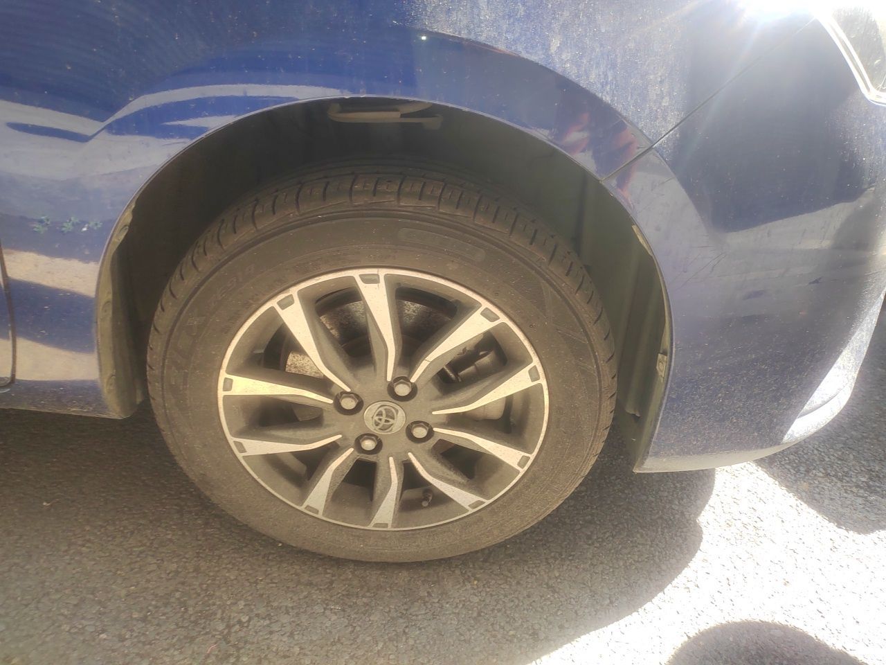 YARiS L 2021 1.5L CVT Leading photo 5