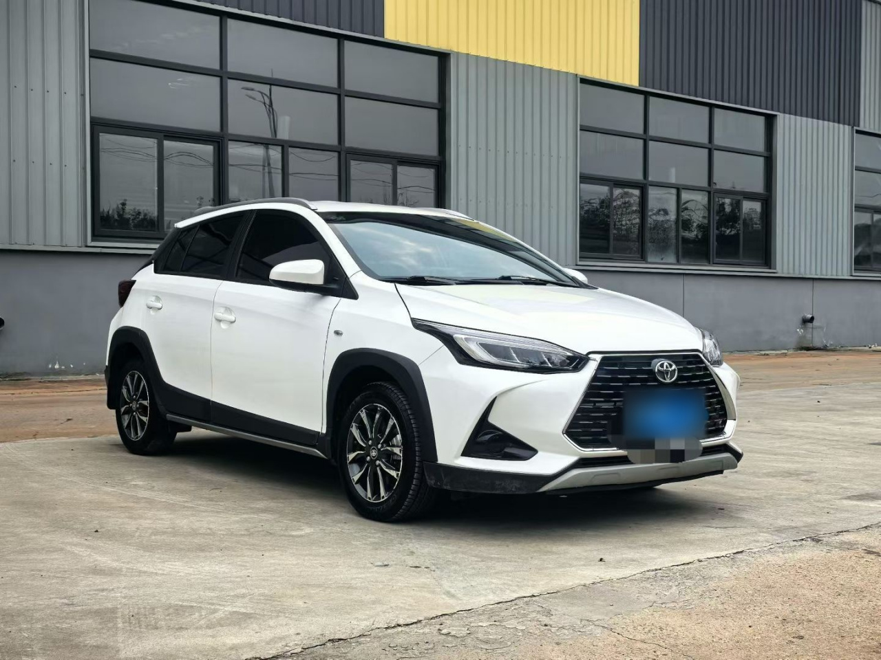 YARiS L 2021 X 1.5L CVT Luxury photo 5