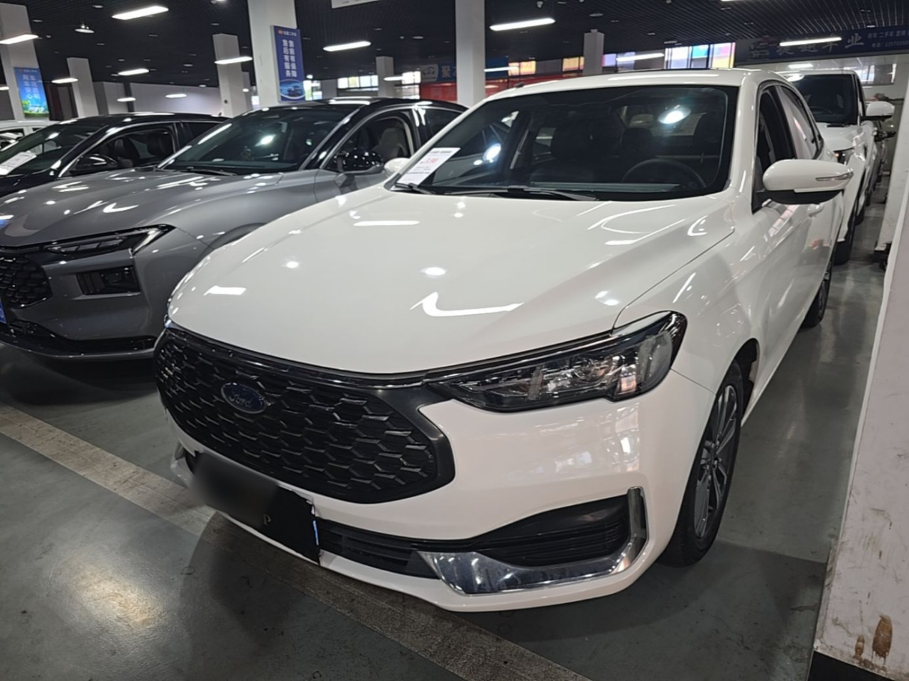 Escort 2021 1.5L AT