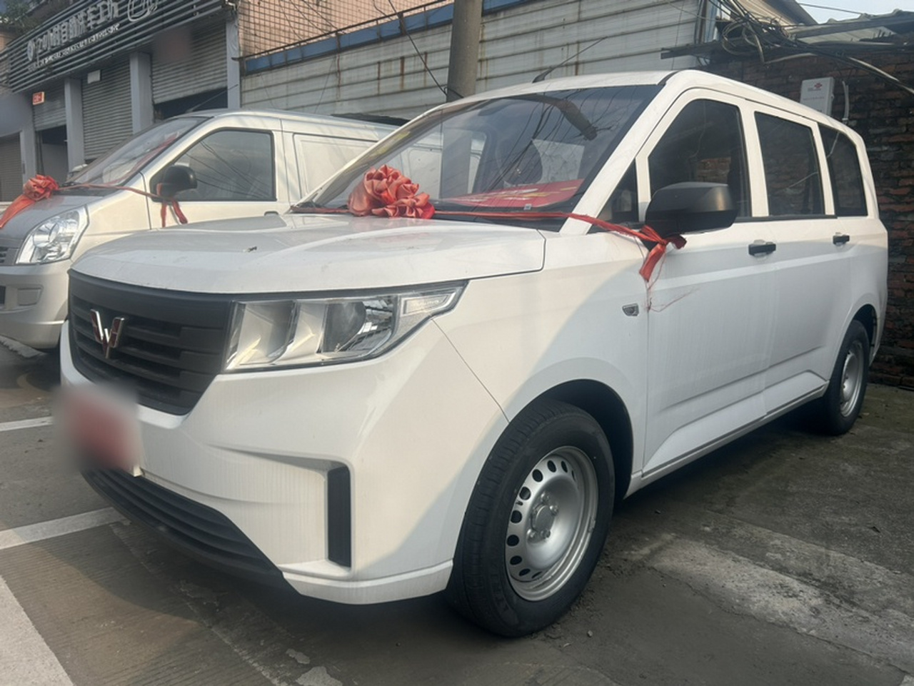 Wuling Hongguang PLUS 2020 1.5L MT Standard 5-Seater