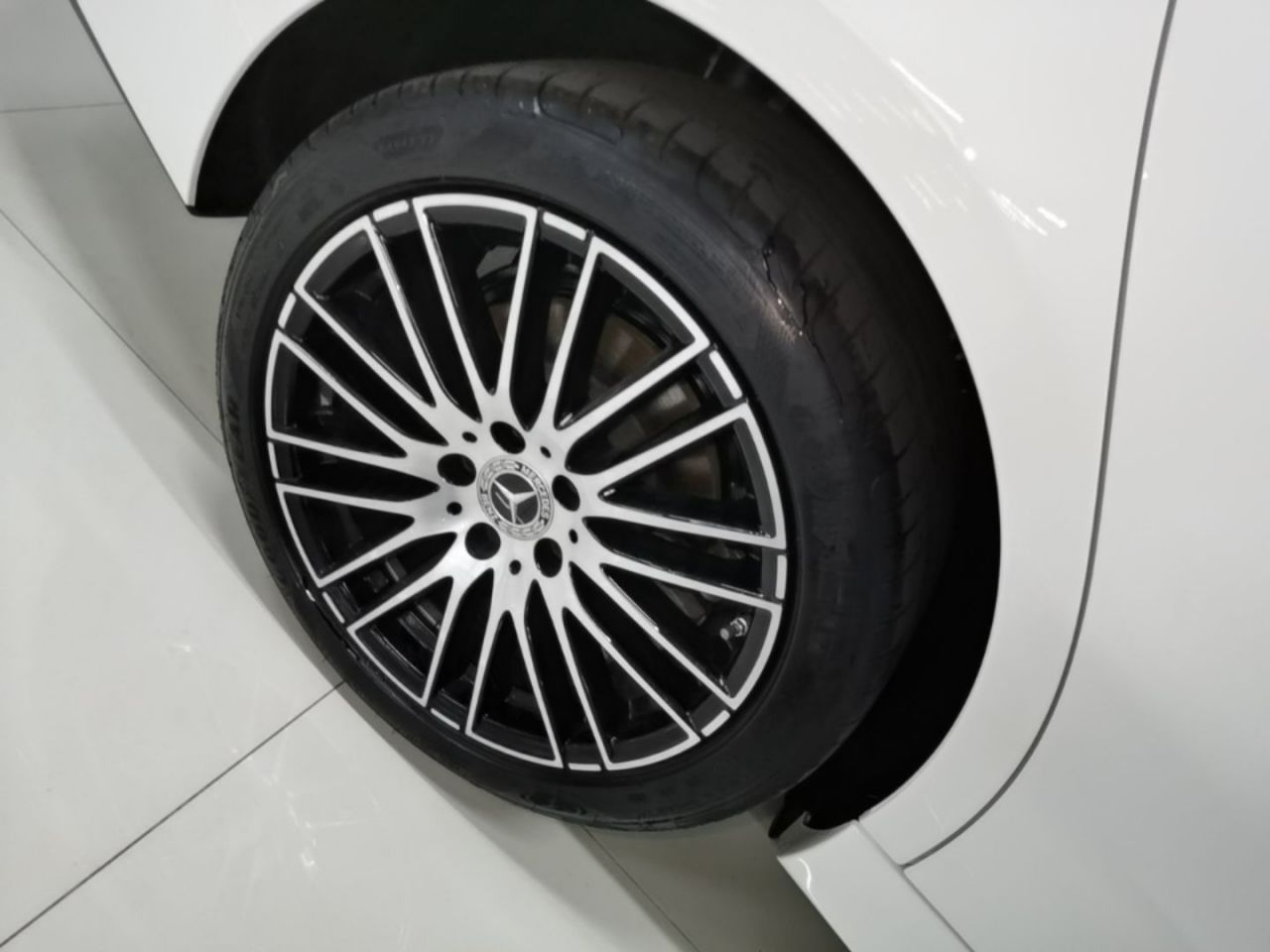 C-Class 2024 Facelift C 200 L Sport photo 3