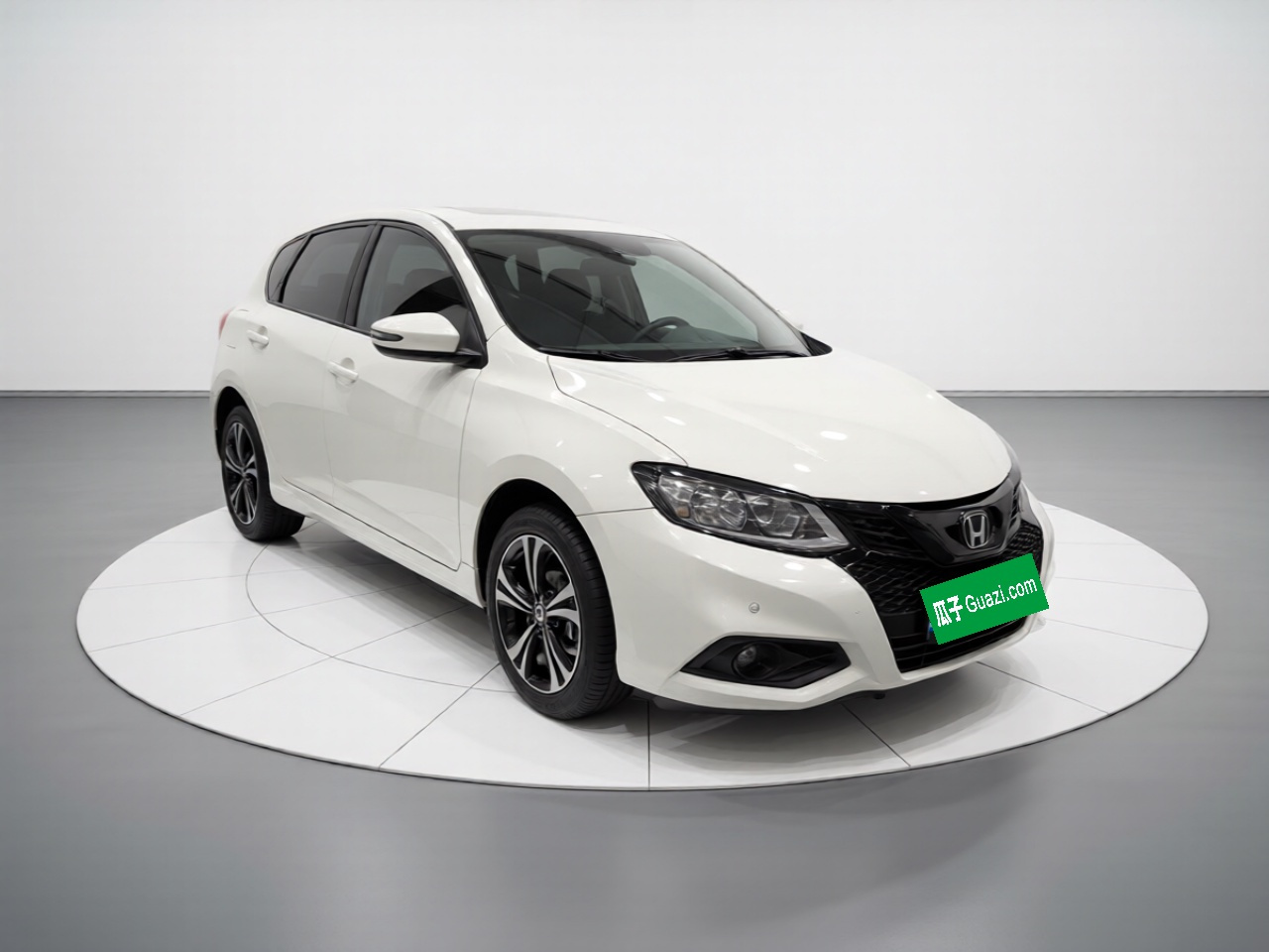 Tiida 2016 1.6L CVT photo 3