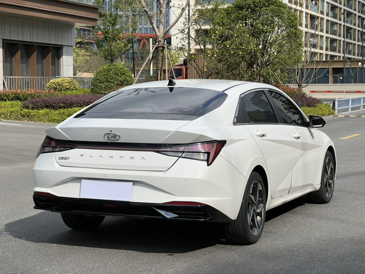 Elantra 2021 1.5L CVT LUX Premium photo 4