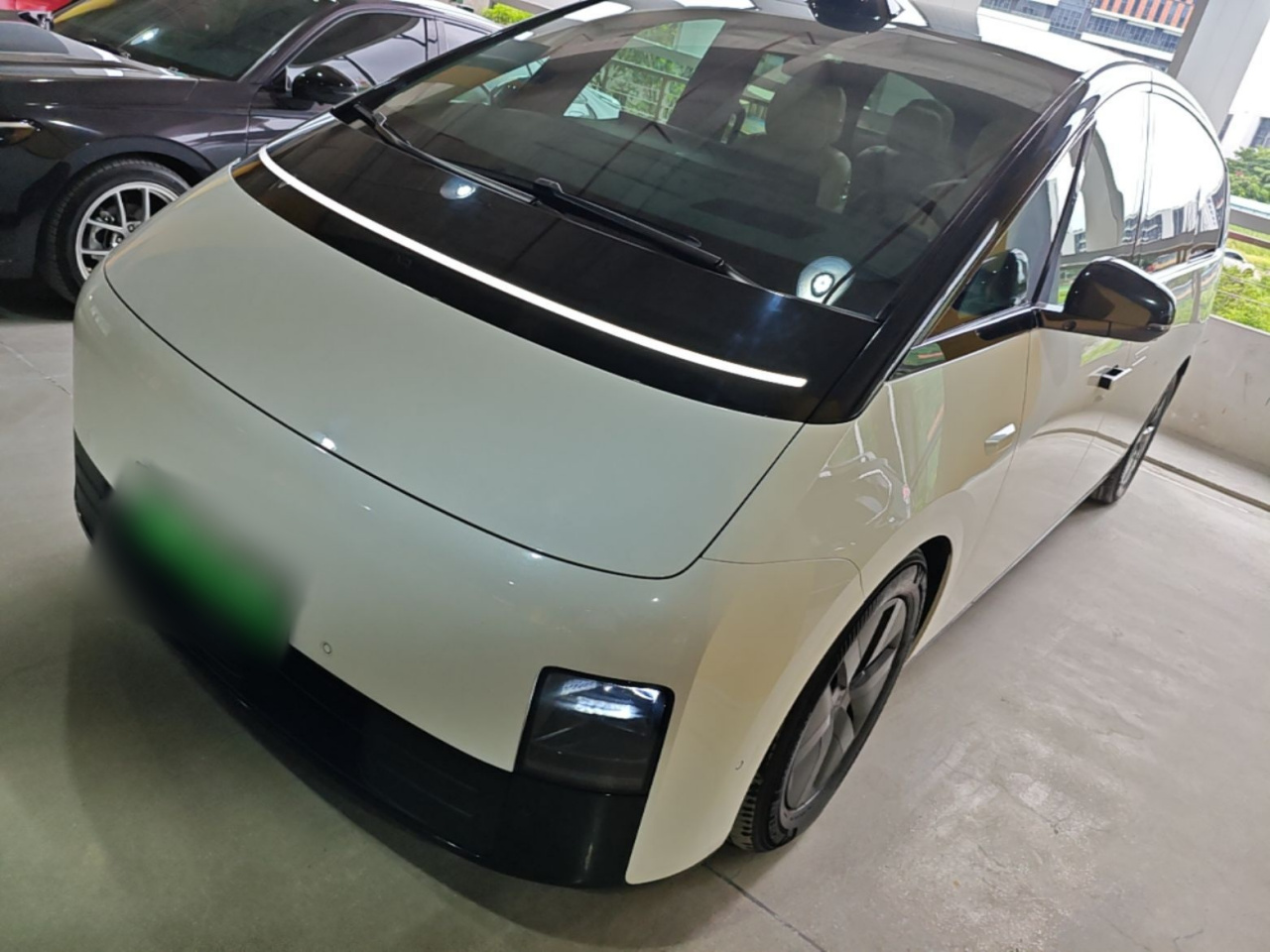 Li MEGA 2024 Ultra