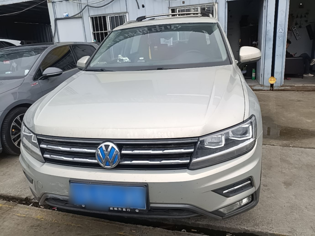 Tiguan L 2018 Facelift 330TSI AT RWD Luxury photo 2