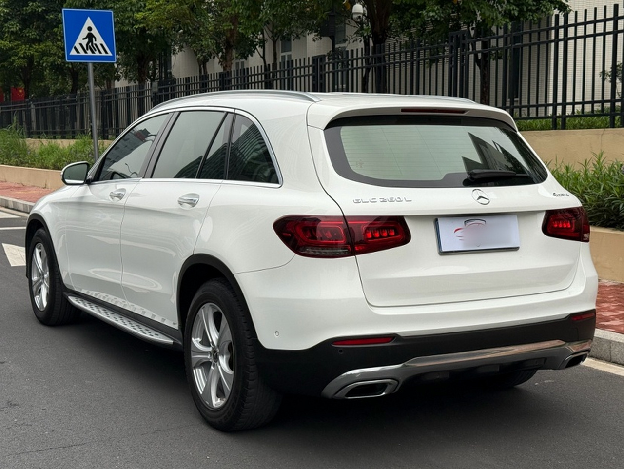 GLC 2020 GLC 260 L 4MATIC Dynamic photo 3