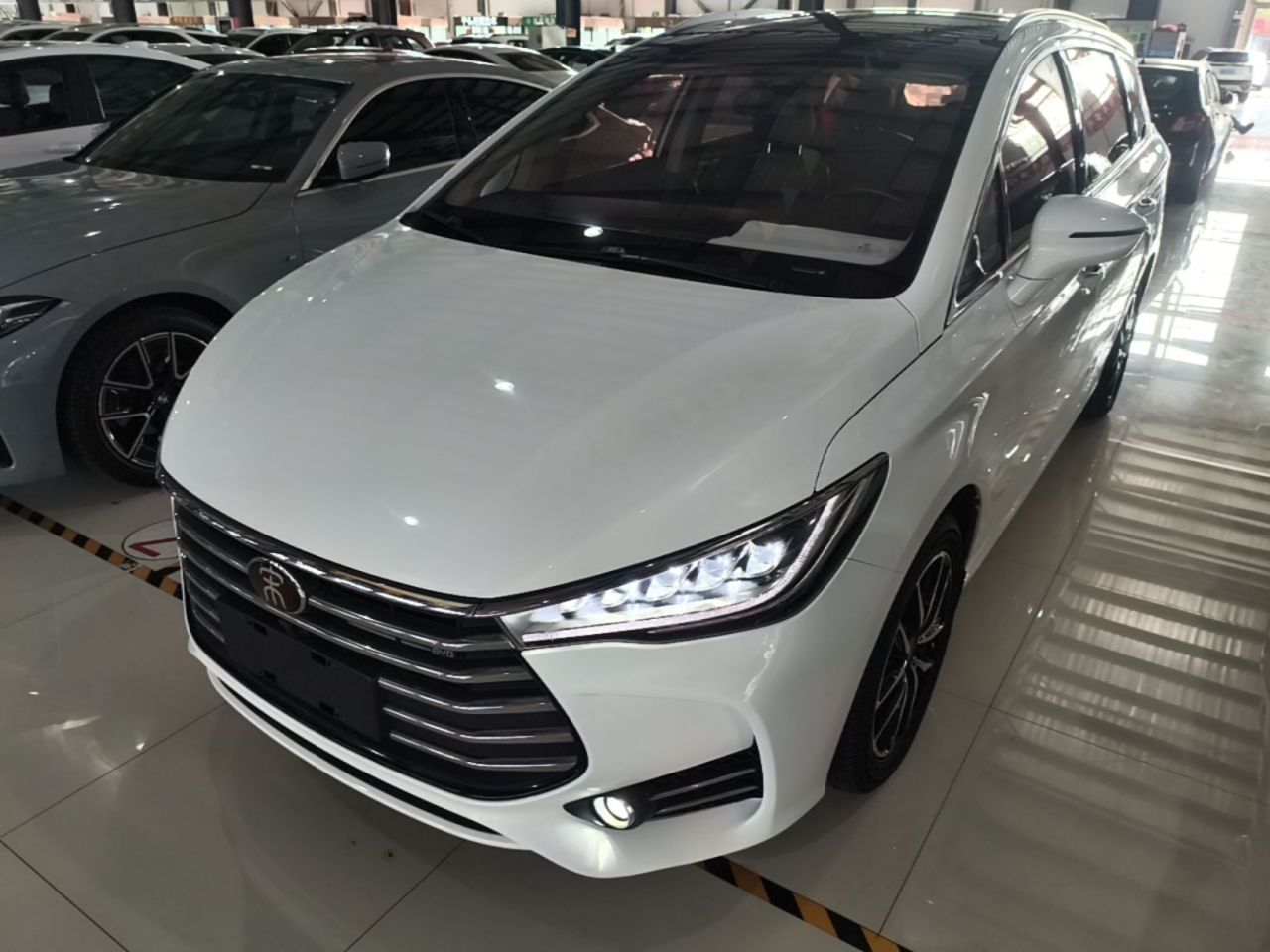 Song MAX 2017 1.5T AT Connected Elite 7-Seater