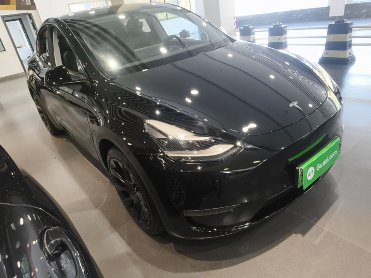 Model Y 2021 Standard Range RWD photo 5