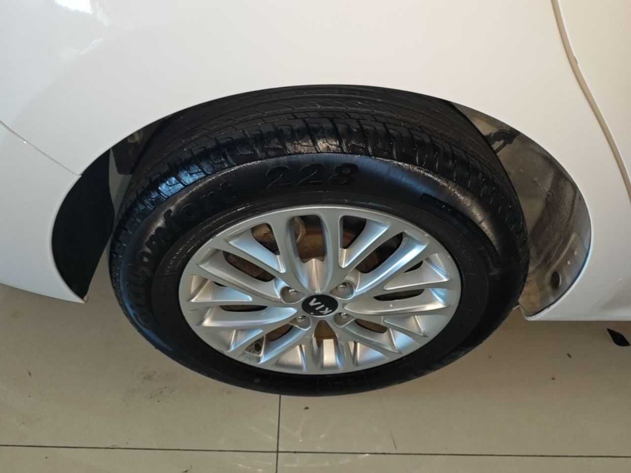 K2 2017 Sedan 1.4L AT GLS photo 4