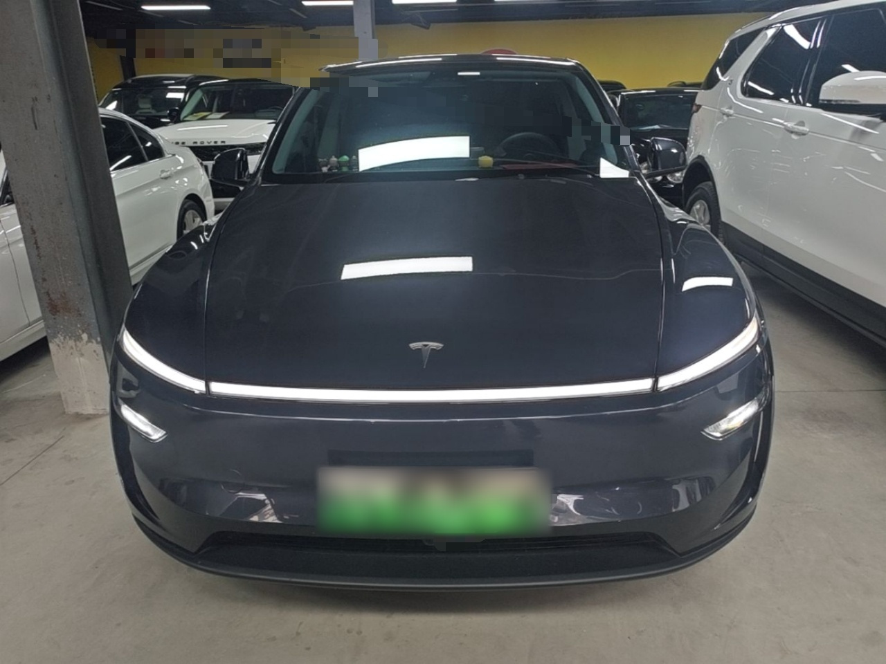 Model Y 2025 RWD photo 2