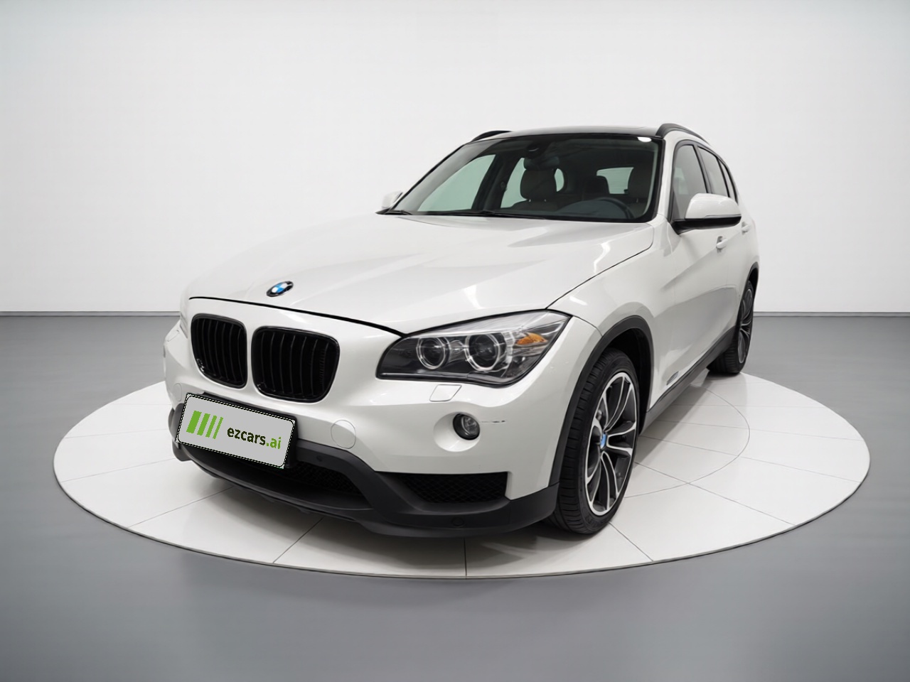 X1 2015 sDrive18i Leading