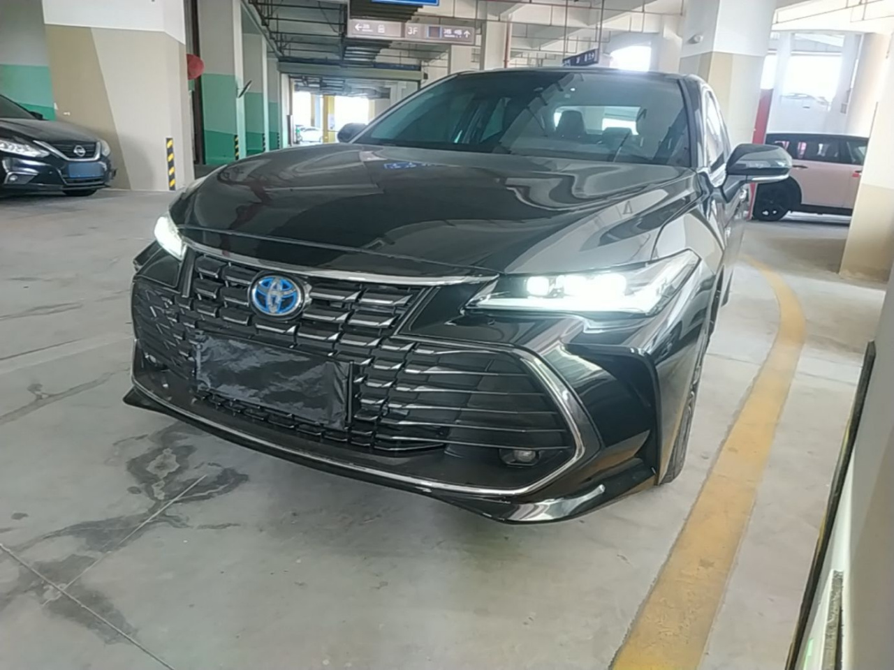 Avalon 2022 Hybrid 2.5L Luxury