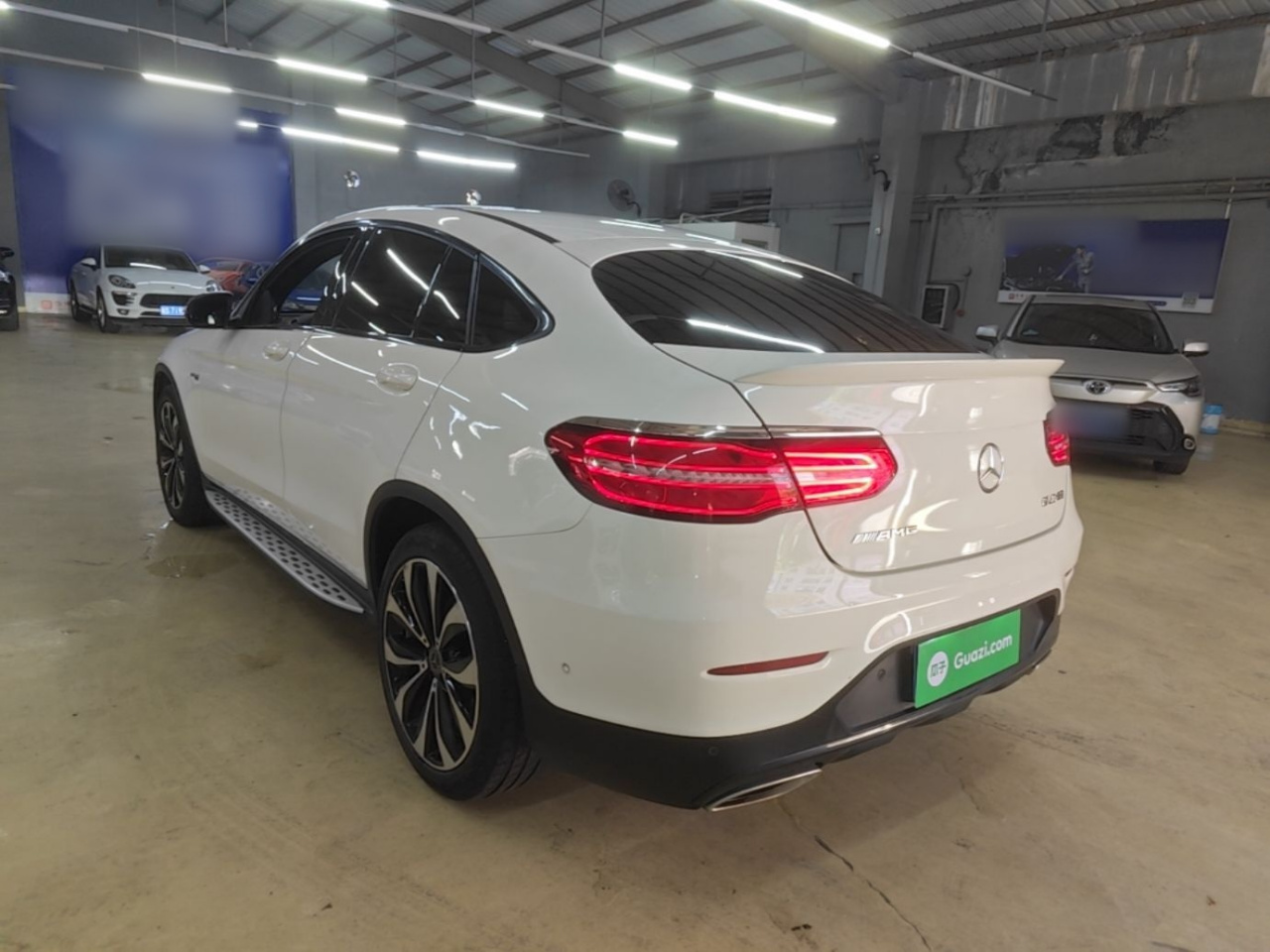 GLC Coupe 2017 GLC 260 4MATIC Coupe SUV photo 4