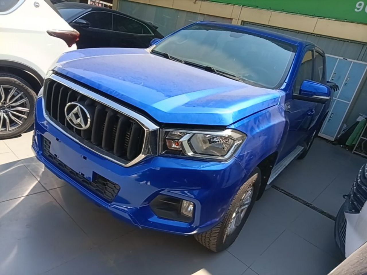 MAXUS T60 2017 2.0T Petrol AT RWD Elite