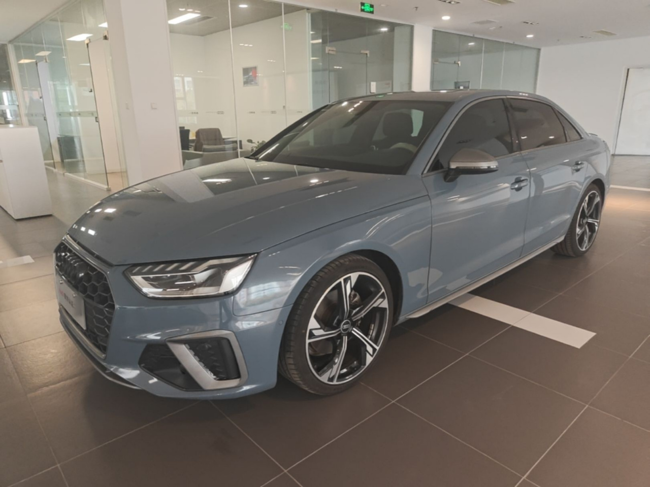 A4L 2022 40 TFSI quattro RS