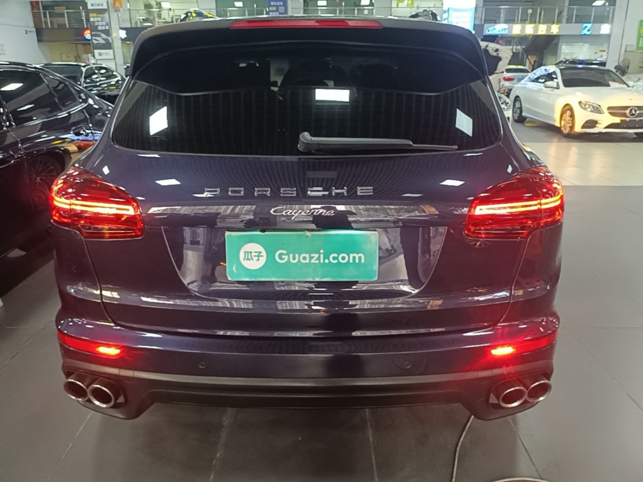 2016 Cayenne Platinum Edition 3.0T photo 5