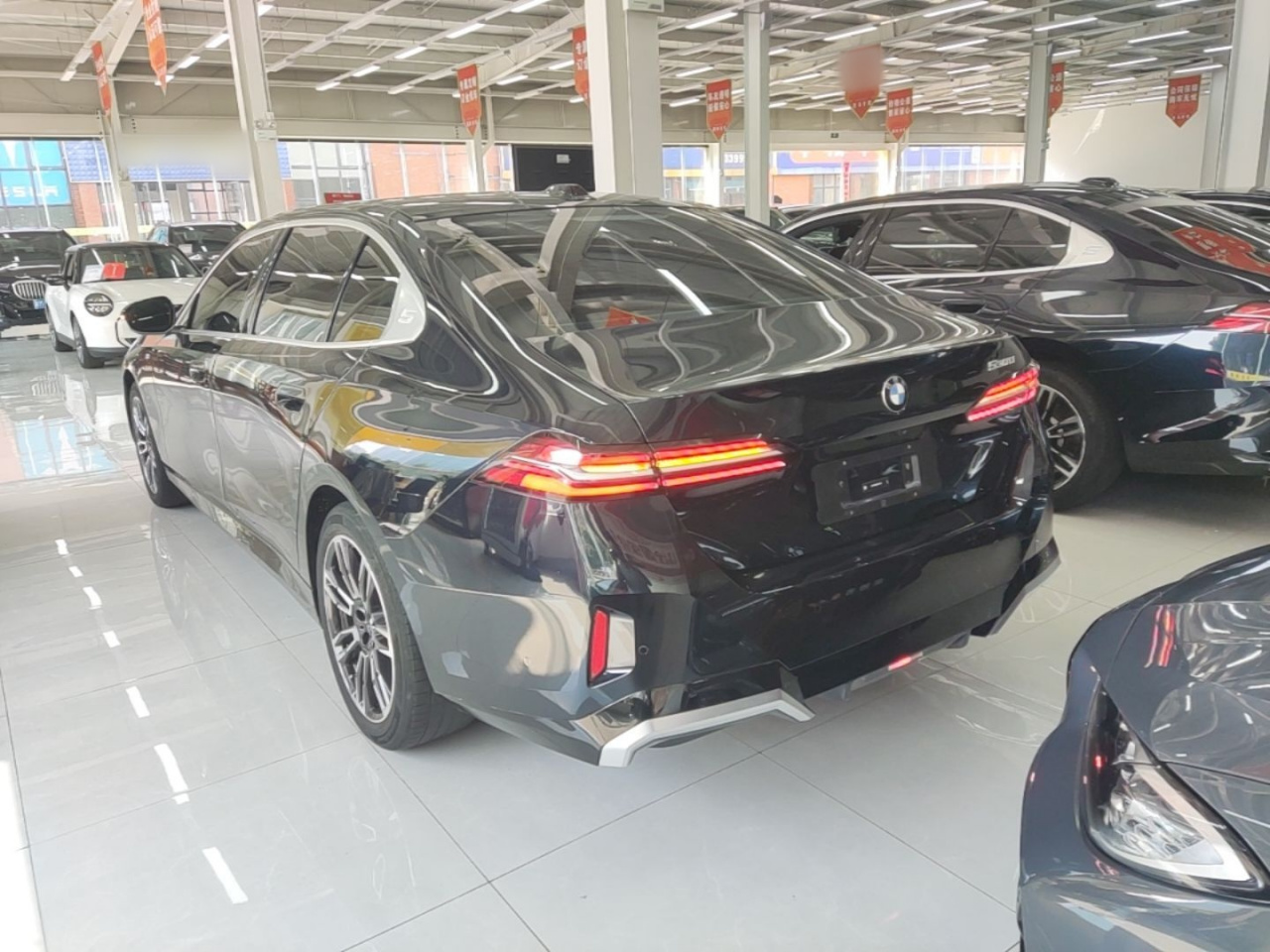 5 Series 2024 525Li M Sport Package photo 4