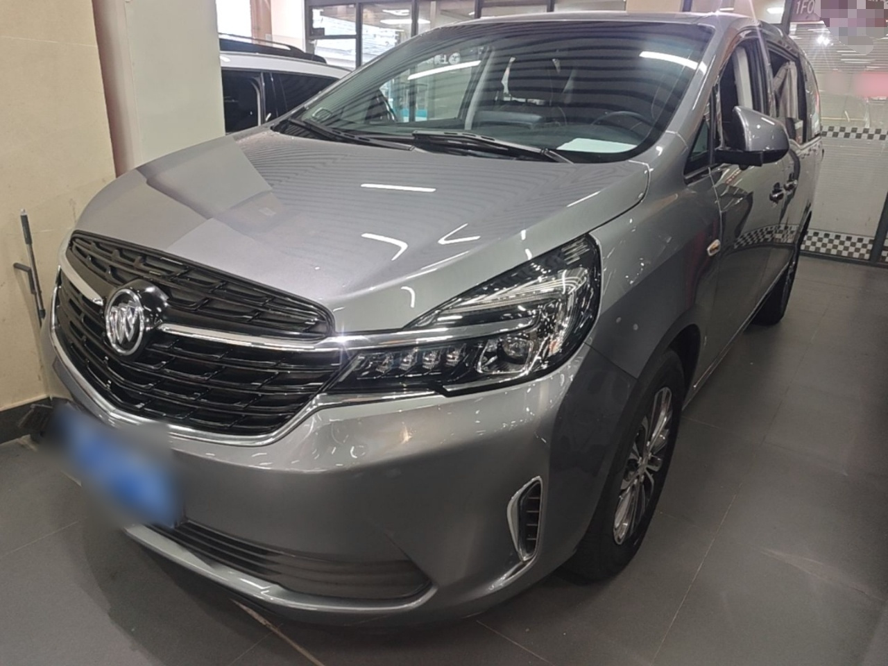 GL8 2022 652T Luxury