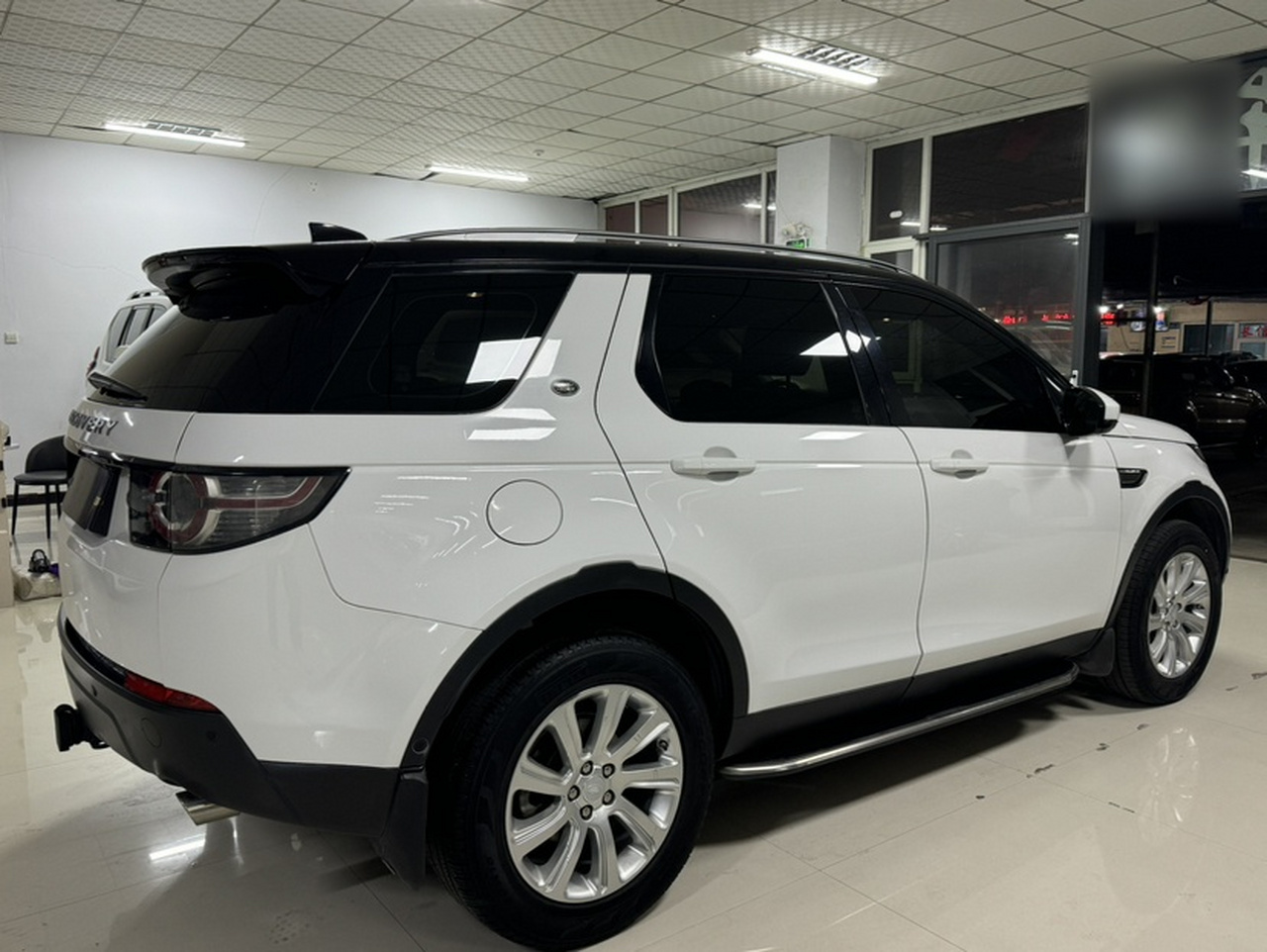 Discovery Sport 2019 240PS SE China VI photo 5