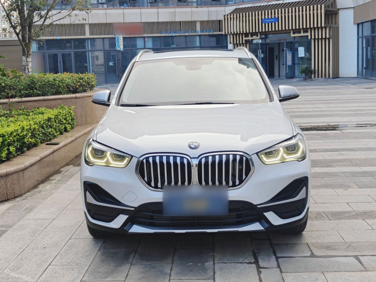 X1 2022 xDrive25Li Exclusive photo 2
