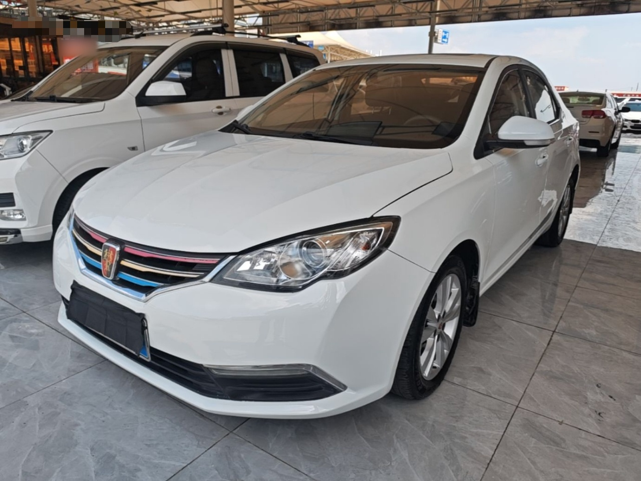 360 2015 1.5L MT Luxury