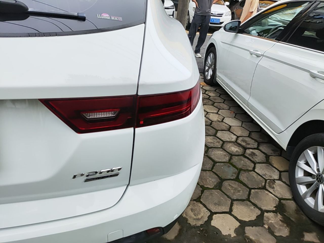 E-PACE 2018 P200 S China V photo 2
