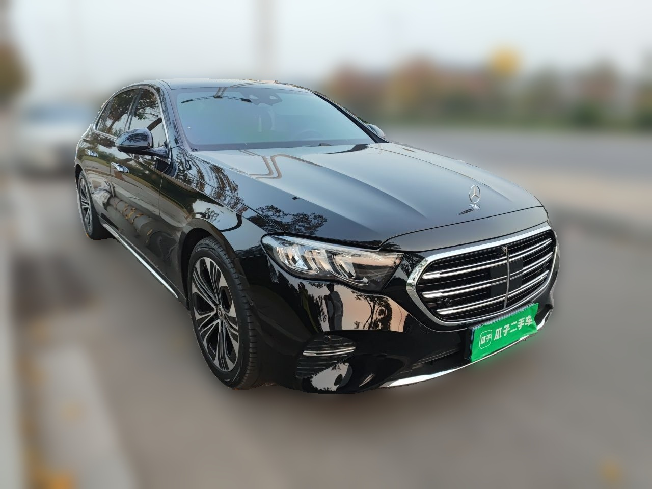 E-Class 2025 Facelift E 300 L Luxury photo 3