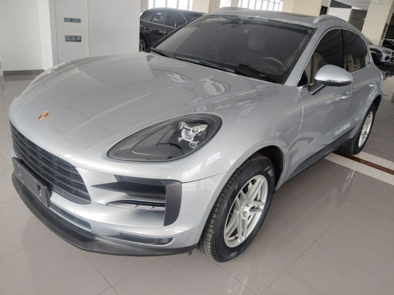 2020 Macan 2.0T