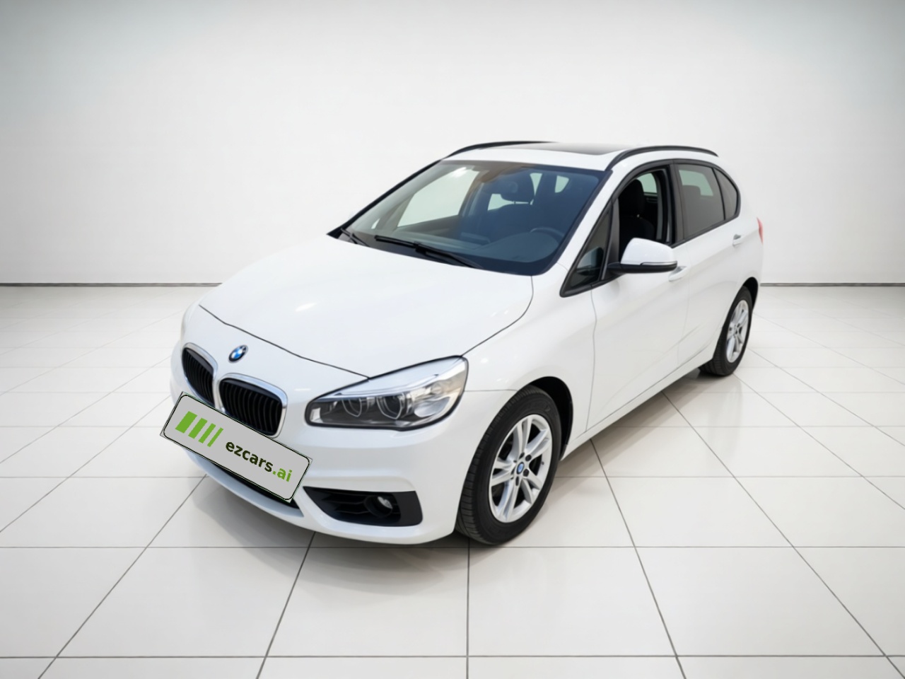 2 Series Wagon 2016 218i Leading