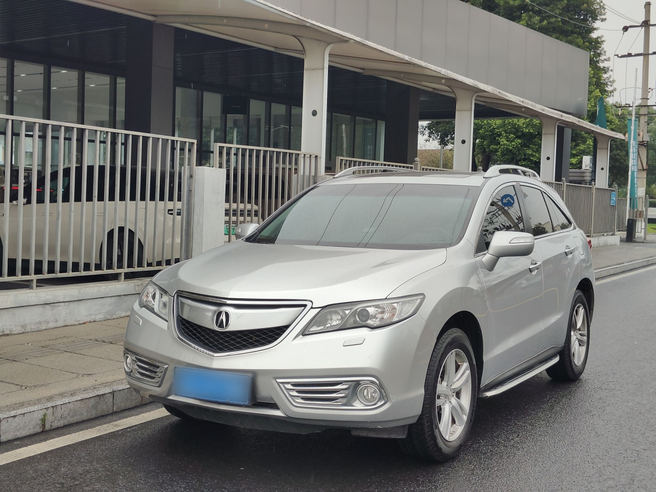 RDX Imported 2013 3.0L RWD Elite