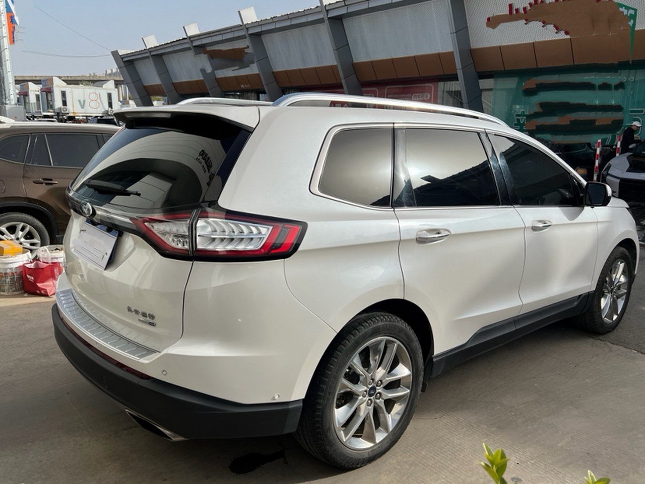 Edge 2018 EcoBoost 245 AWD 7-Seater photo 4