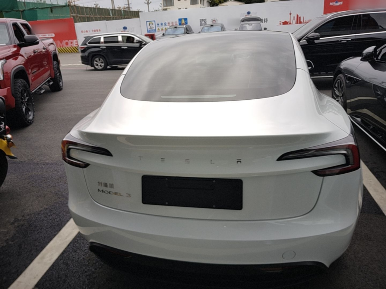 Model 3 2025 RWD photo 3