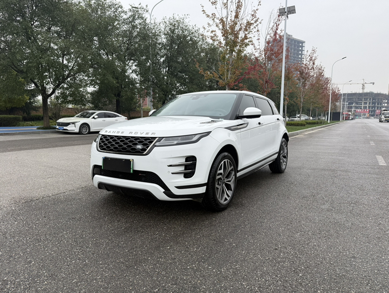 Range Rover Evoque EV 2022 Evoque L P300e