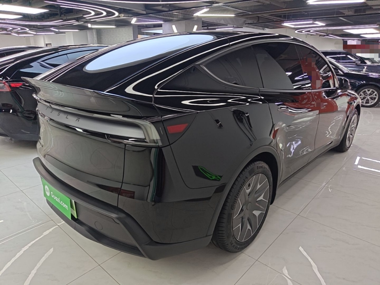 Model Y L 2025 Long Range AWD photo 4