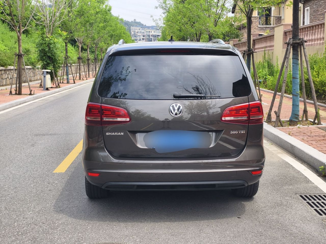 2018 380TSI 7-Seater photo 4