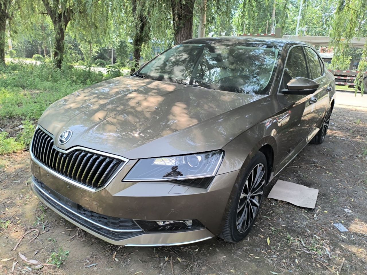 Superb 2016 TSI330 DSG