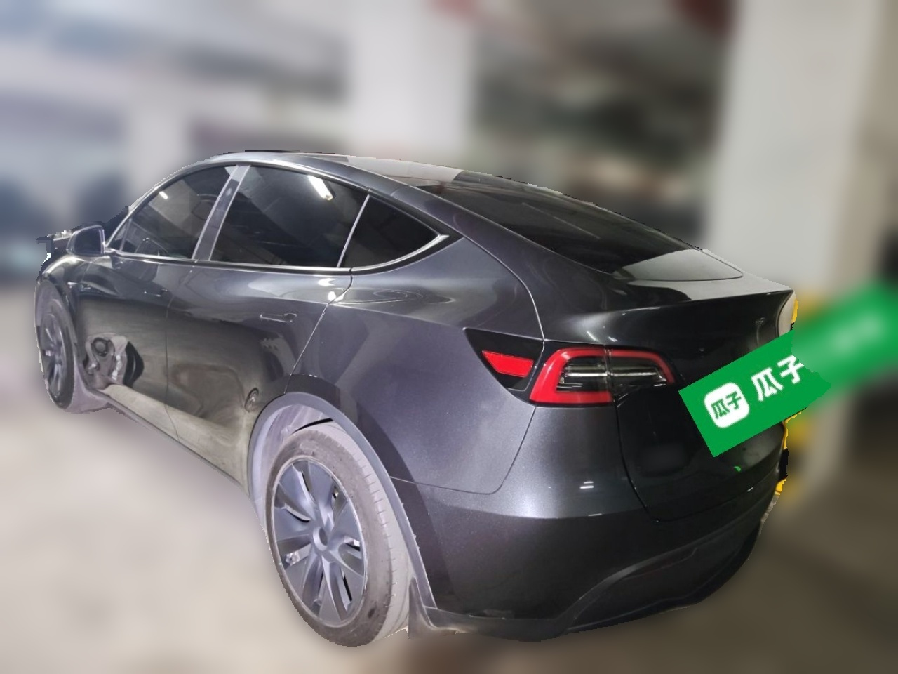 Model Y 2024 RWD photo 4