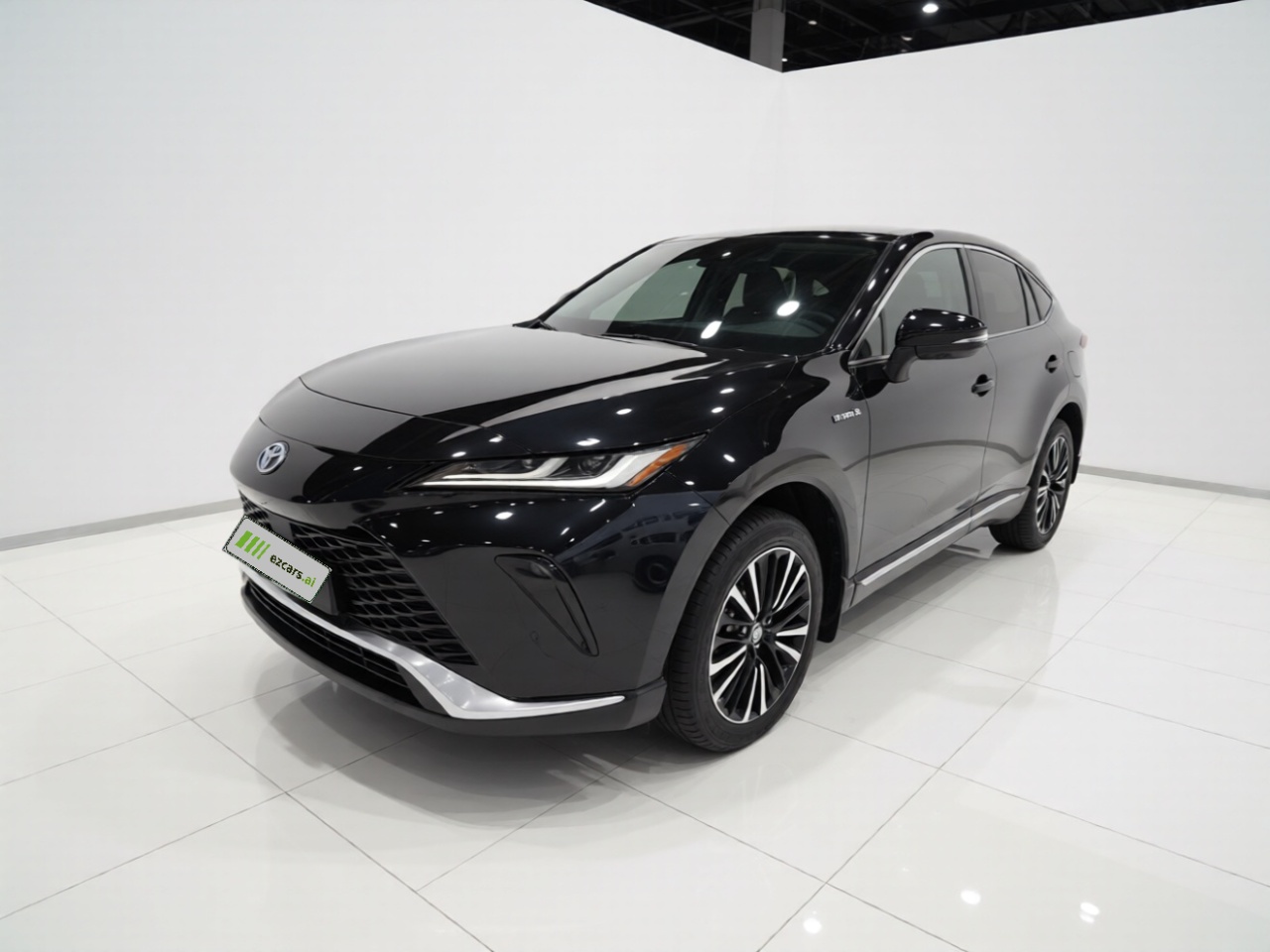 2022 Hybrid 2.5L CVT RWD Luxury