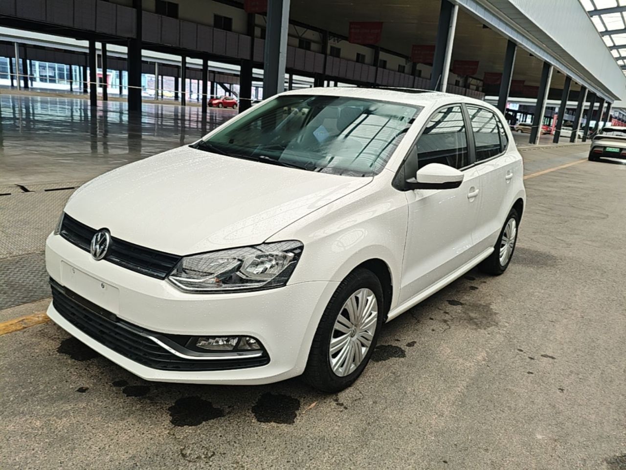 Polo 2016 1.6L AT Comfort