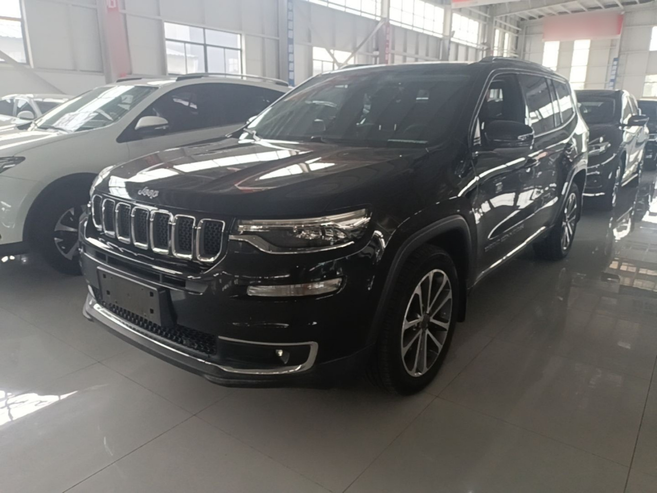 Grand Commander 2018 2.0T AWD Enjoy China VI