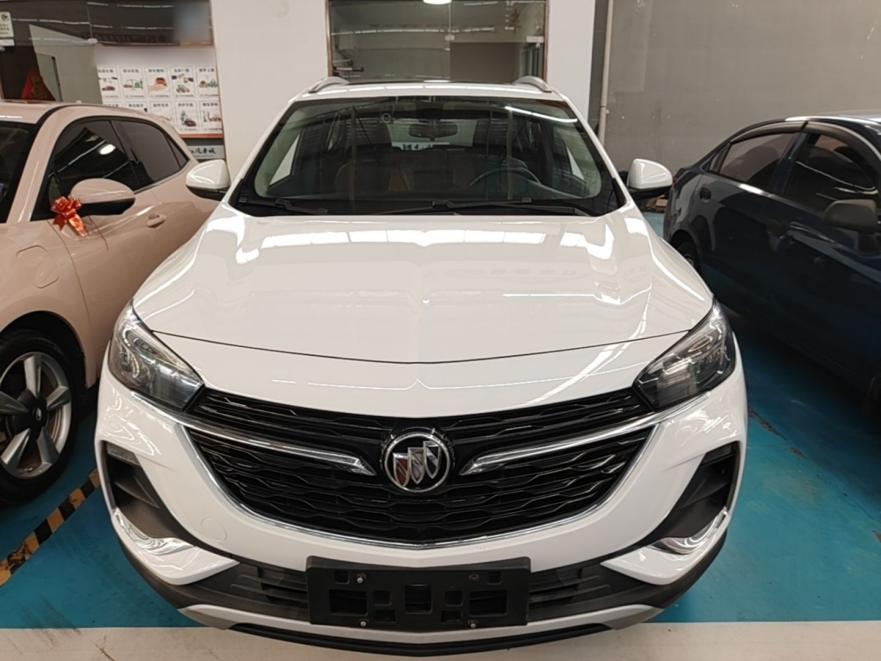 GX 2020 20T CVT RWD Luxury photo 2