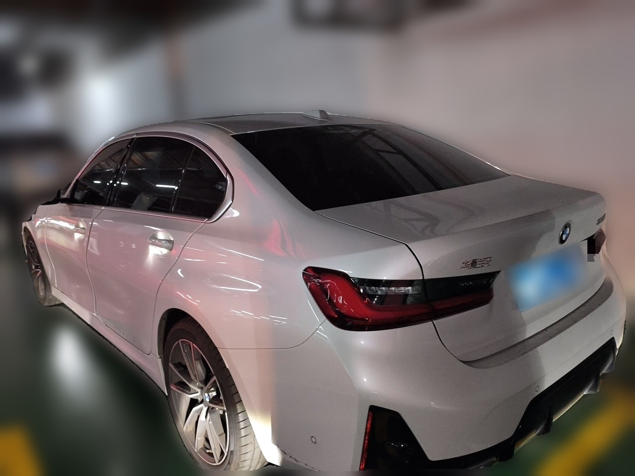 3 Series 2025 325Li M Sport Package photo 4
