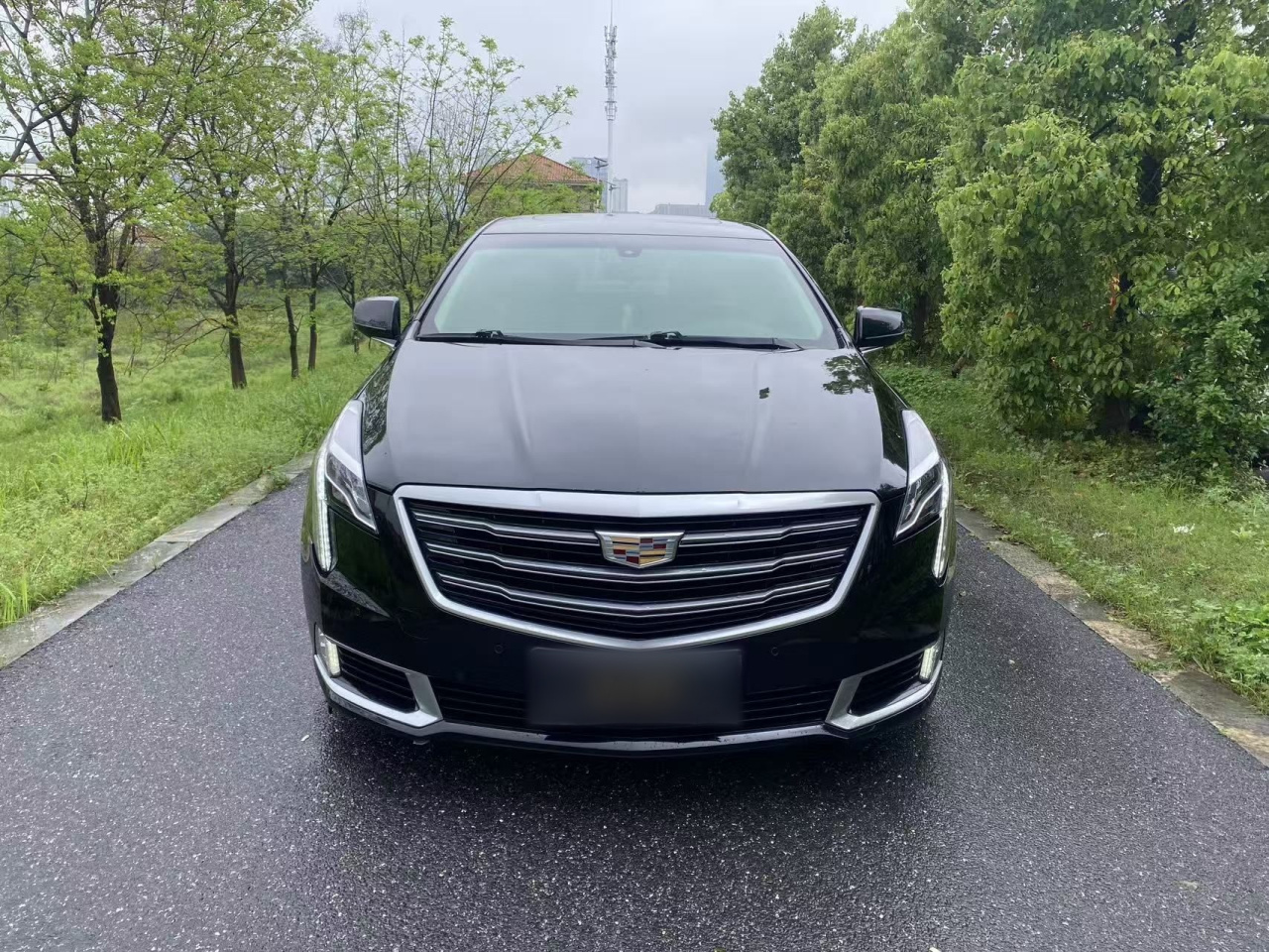 XTS 2018 28T Elite photo 2
