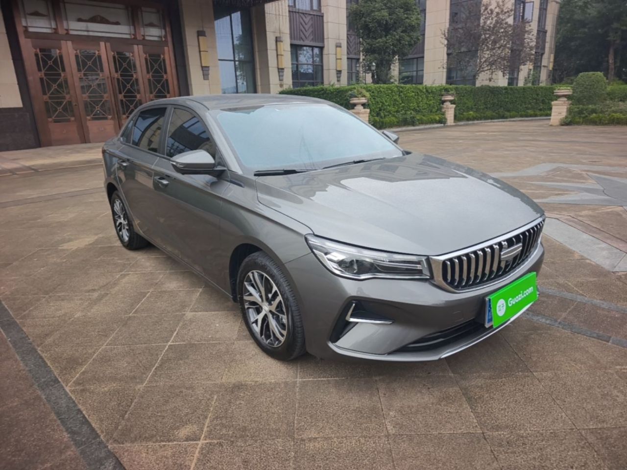 Emgrand 2026 400 1.5L CVT photo 3