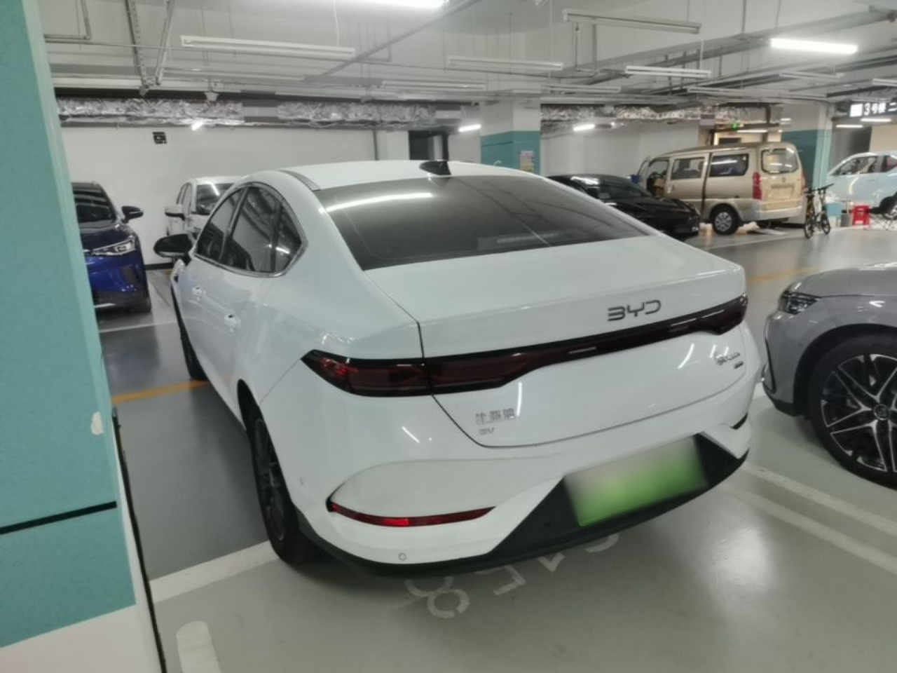 Qin PLUS 2025 EV ADAS 510KM Leading photo 4