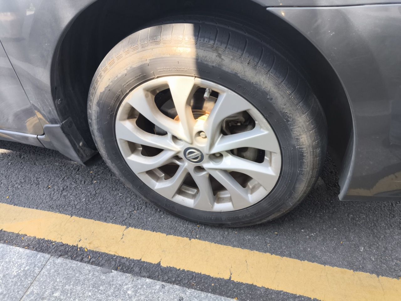 Sylphy 2016 1.6XV CVT Smart photo 5