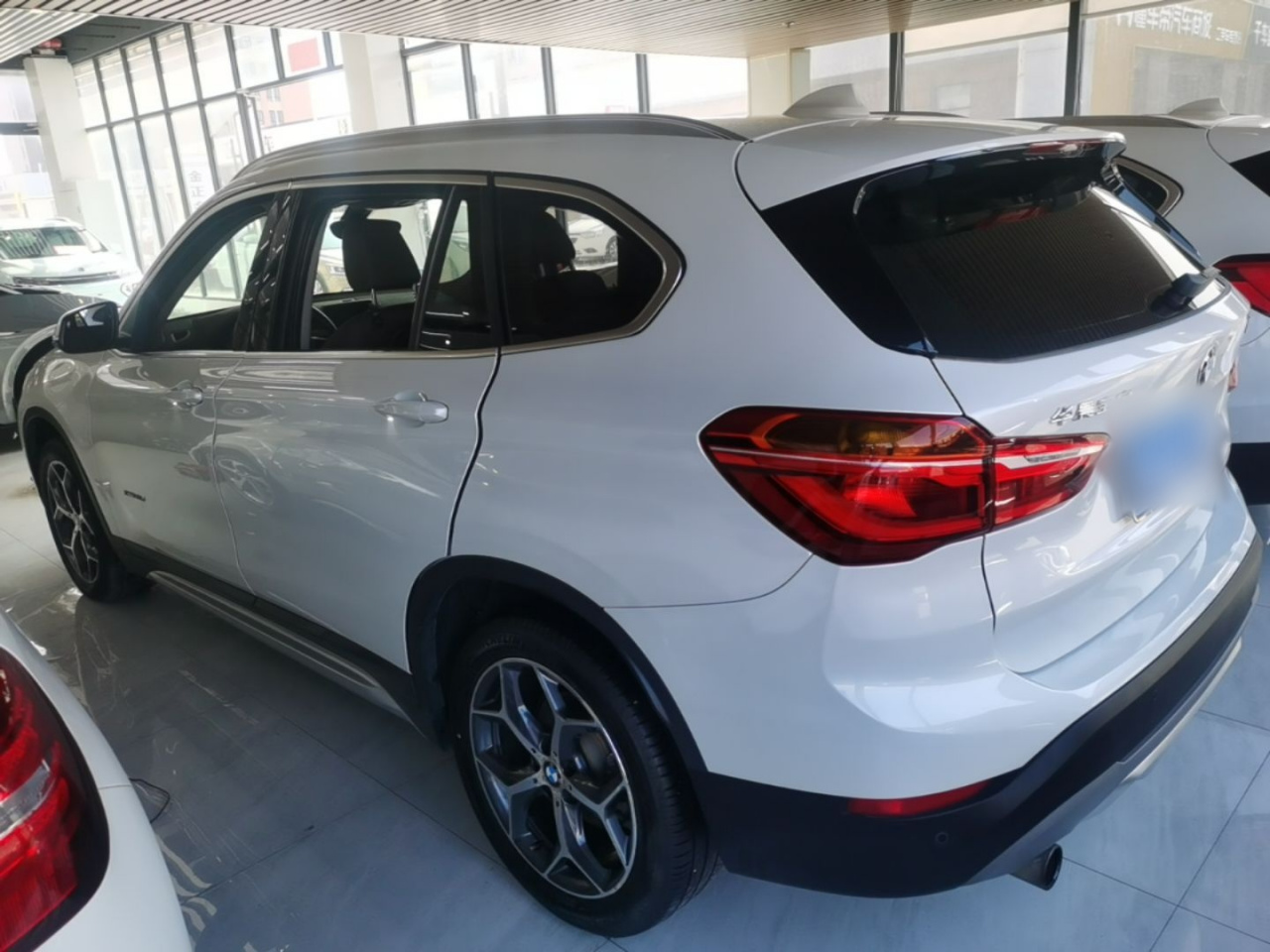 X1 2018 sDrive18Li Exclusive photo 4