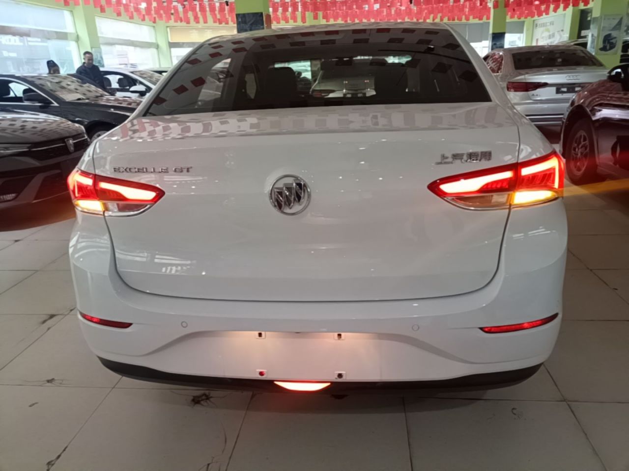 Excelle 2021 Facelift Classic 1.5L AT Progressive photo 5